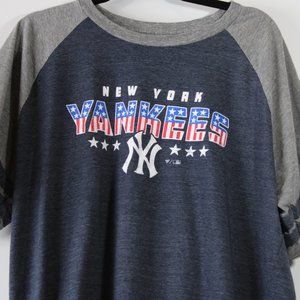 New York Yankees Graphic Tee